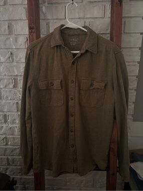 LL Bean Mens M Slightly Fitted Knit Button Down Shirt Olive Green